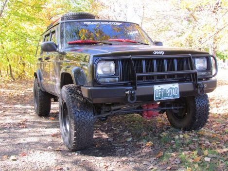 Tires finally stick out a tiny bit from underneath my fenders after new wheels were put on