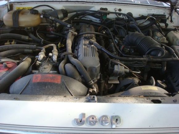 cherokee laredo motor 2