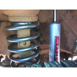 the 3 inch rough country lift kit in the jeep