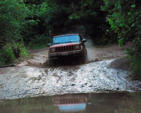 yankee lake truck night
