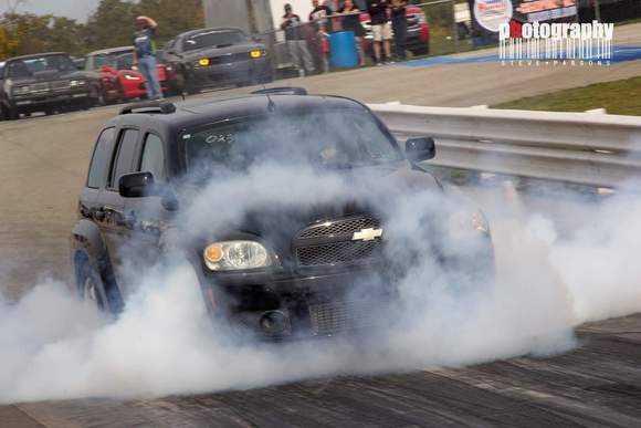 Showing off for the track photographer