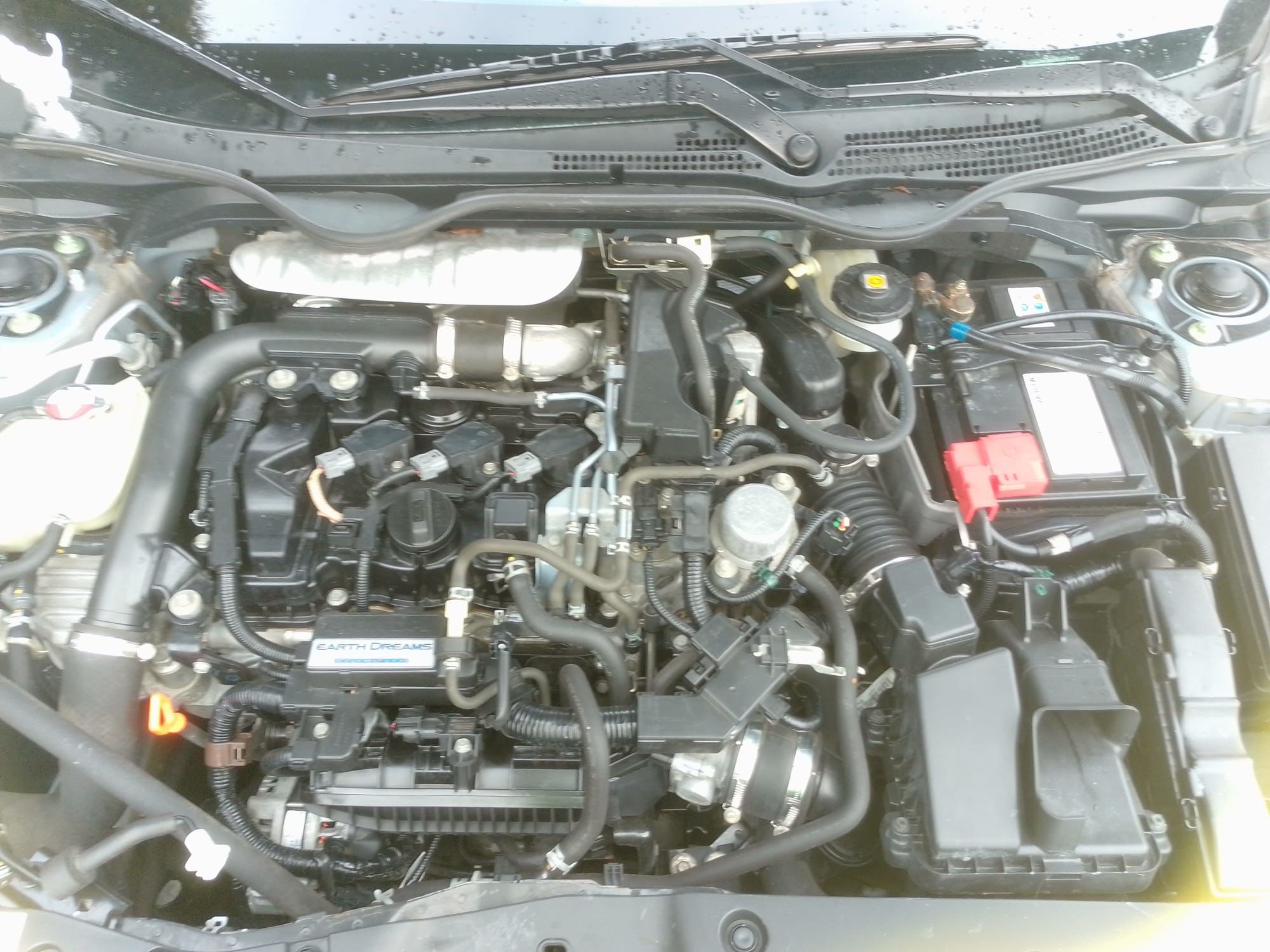 2018 Honda Civic - Crashed Honda Civic 2018 1.0 lieter Vtec - Used - VIN SHHFK6860HU017615 - 3 cyl - 2WD - Automatic - Hatchback - Gray - Pichel Bei Wels, Austria