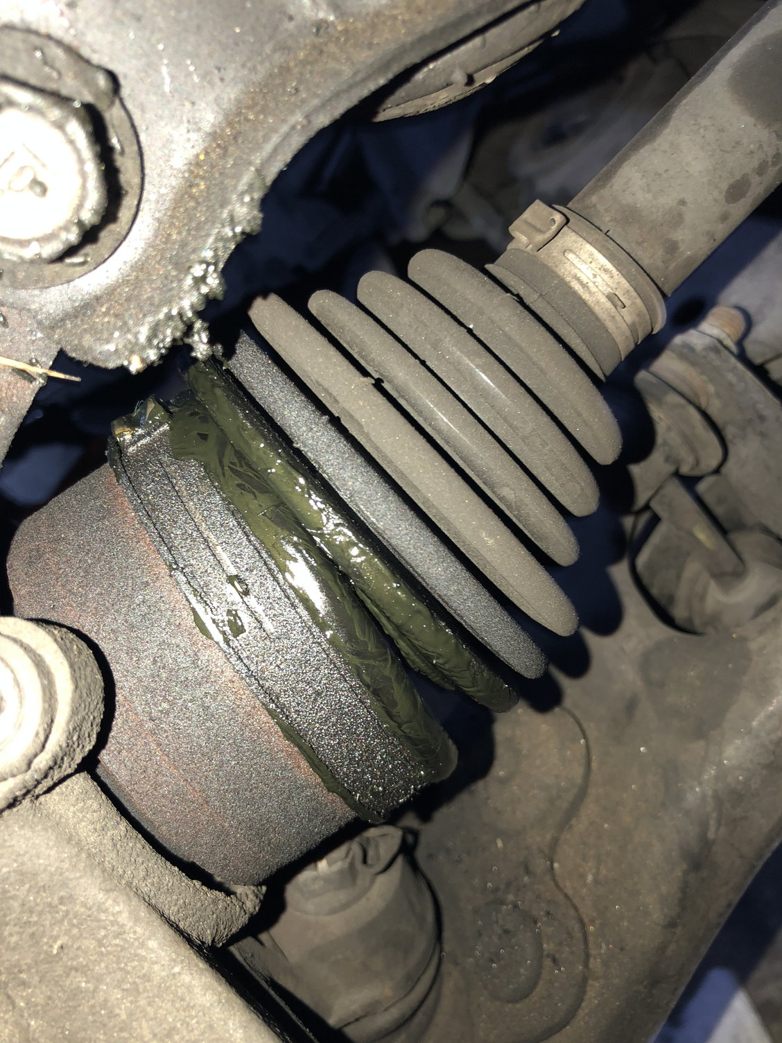 Possible front driver shaft or axle seal leak - Honda Civic Forum
