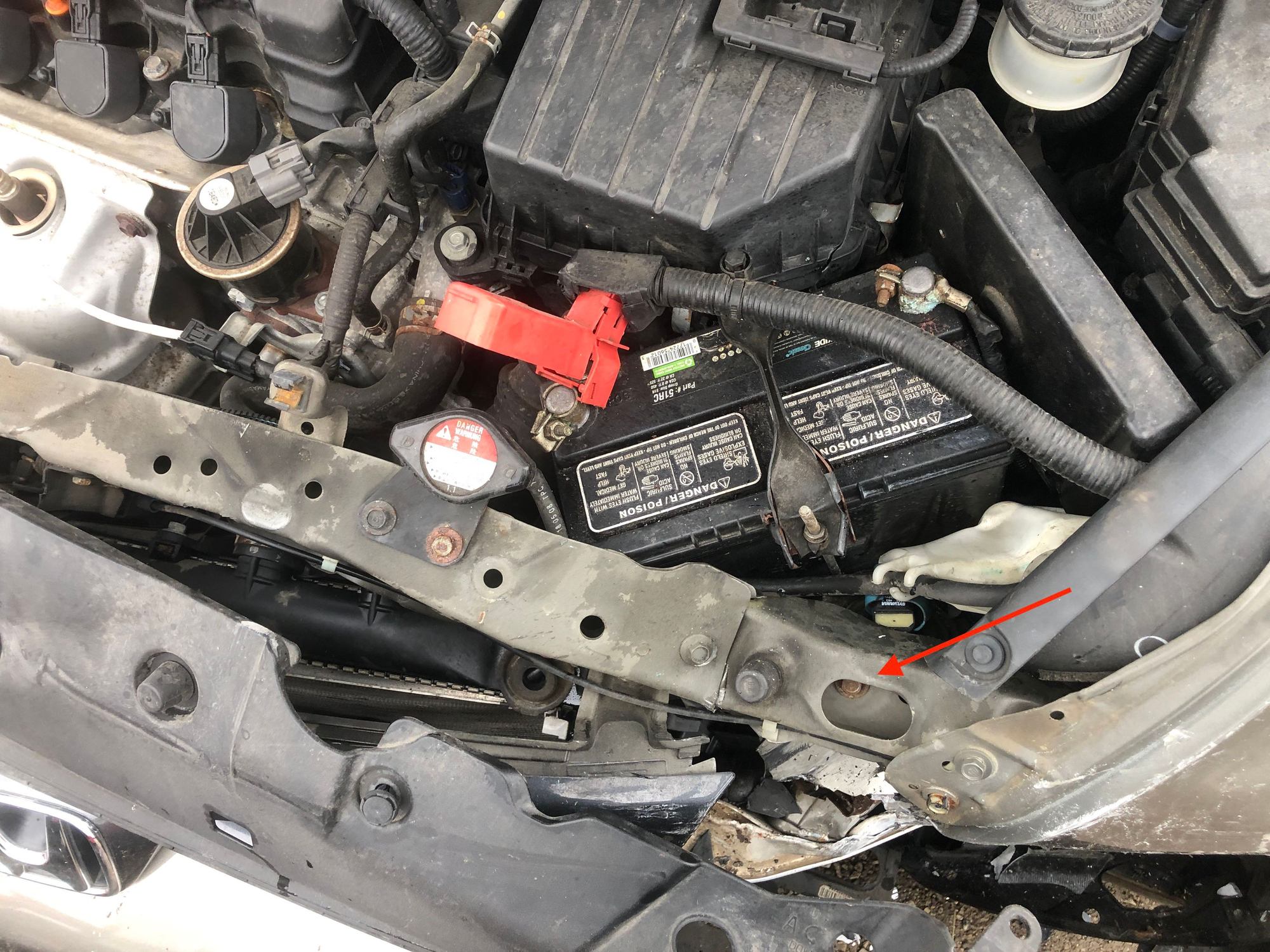 See the RED ARROW? Is this part replaceable? It seems soldered...