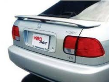 The (I think) pre-facelift 3 prong spoiler