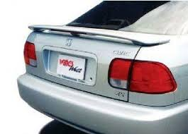 The (I think) pre-facelift 3 prong spoiler