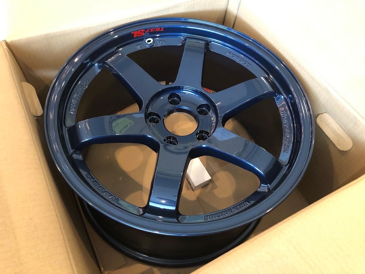 Wheels and Tires/Axles - Brand New Rays Volk (Set of 4) TE37SL in Mag Blue.  18x9.5 + 38. 5x114.3 - New - 0  All Models - Louisville, KY 40205, United States