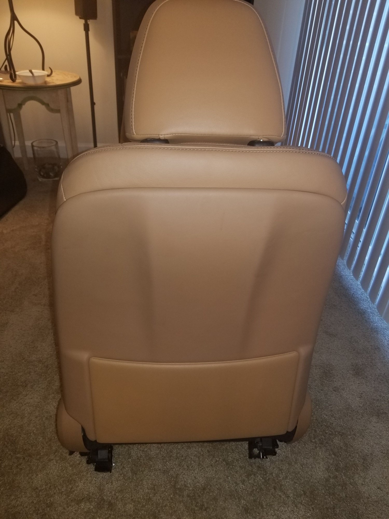 Interior/Upholstery - 2013-2019 Lexus GS Front Seat Flaxen Heat Ventilated 10 way power Excellent Condition - Used - 2013 to 2019 Lexus GS350 - 2013 to 2019 Lexus GS450h - Falls Church, VA 22043, United States
