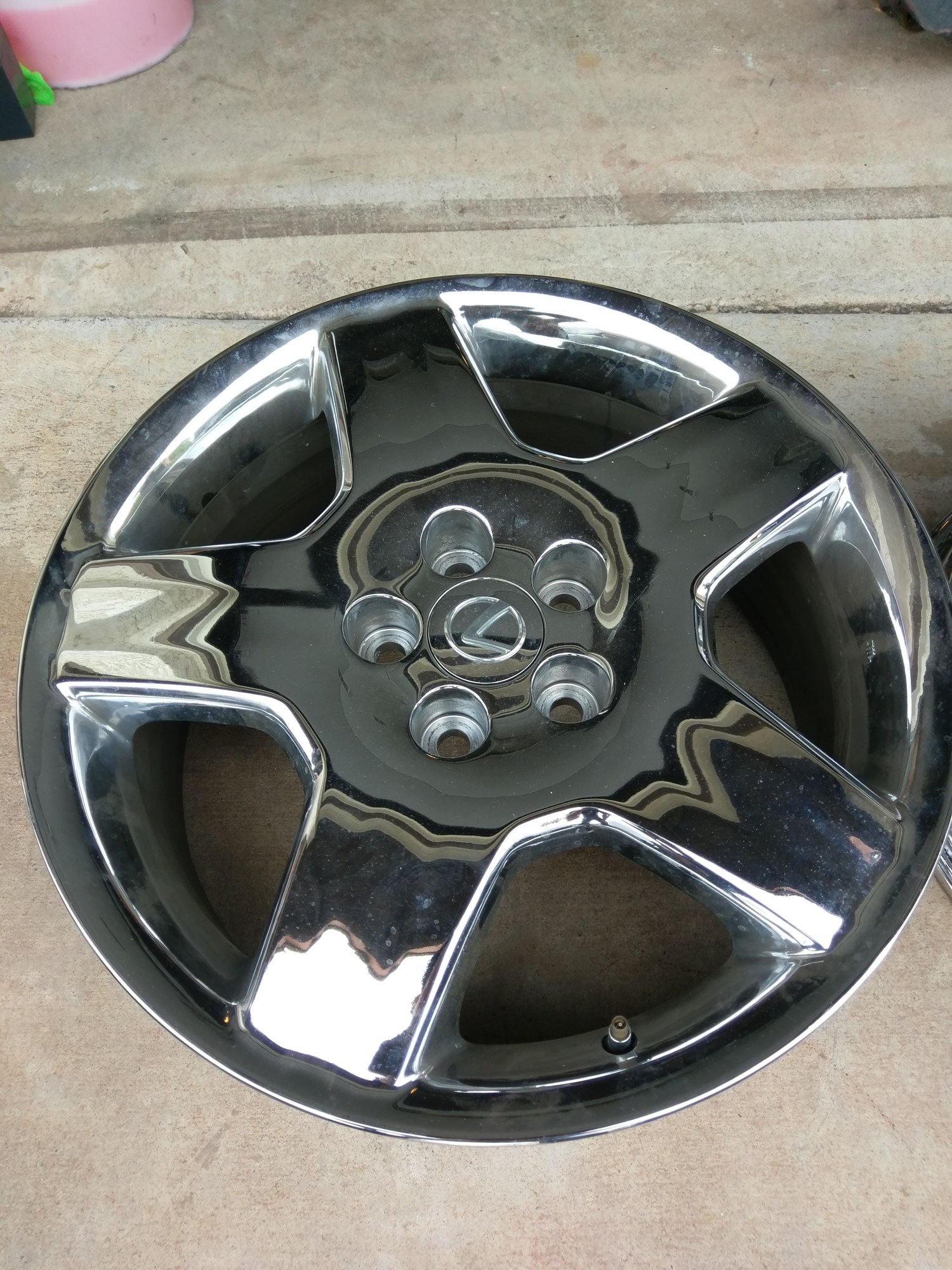 Wheels and Tires/Axles - 18'' Chrome ls430 wheels - Used - All Years Lexus All Models - Rowland Heights, CA 91748, United States