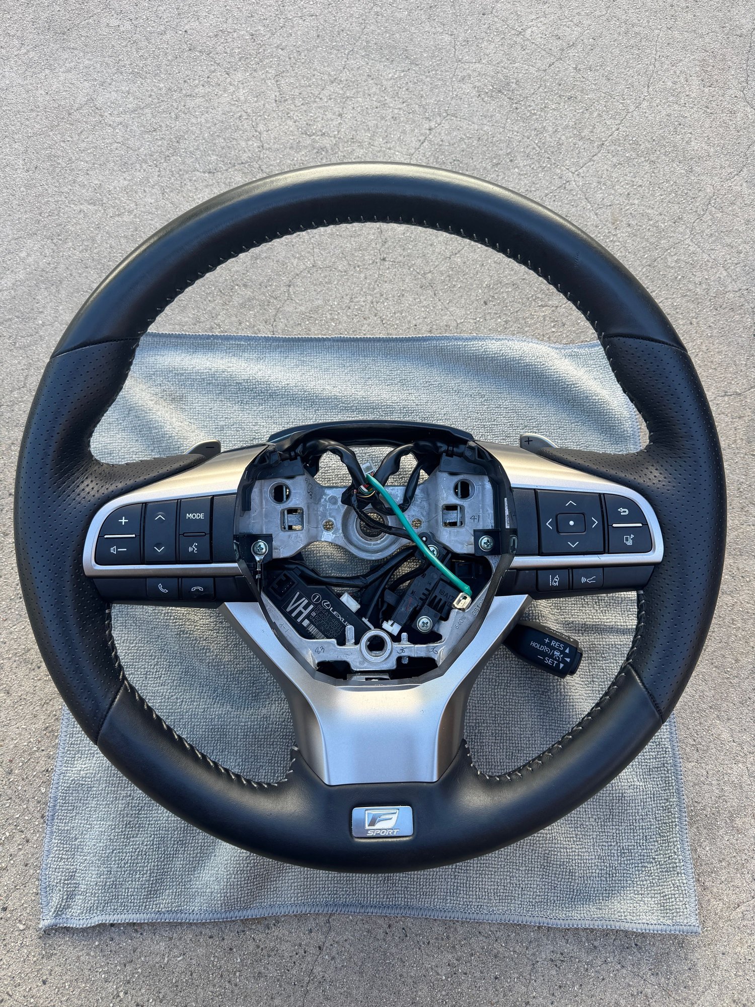 2019 Lexus GS350 - 2016+ GS350 F-Sport Steering Wheel - Accessories - $150 - Downey, CA 90241, United States