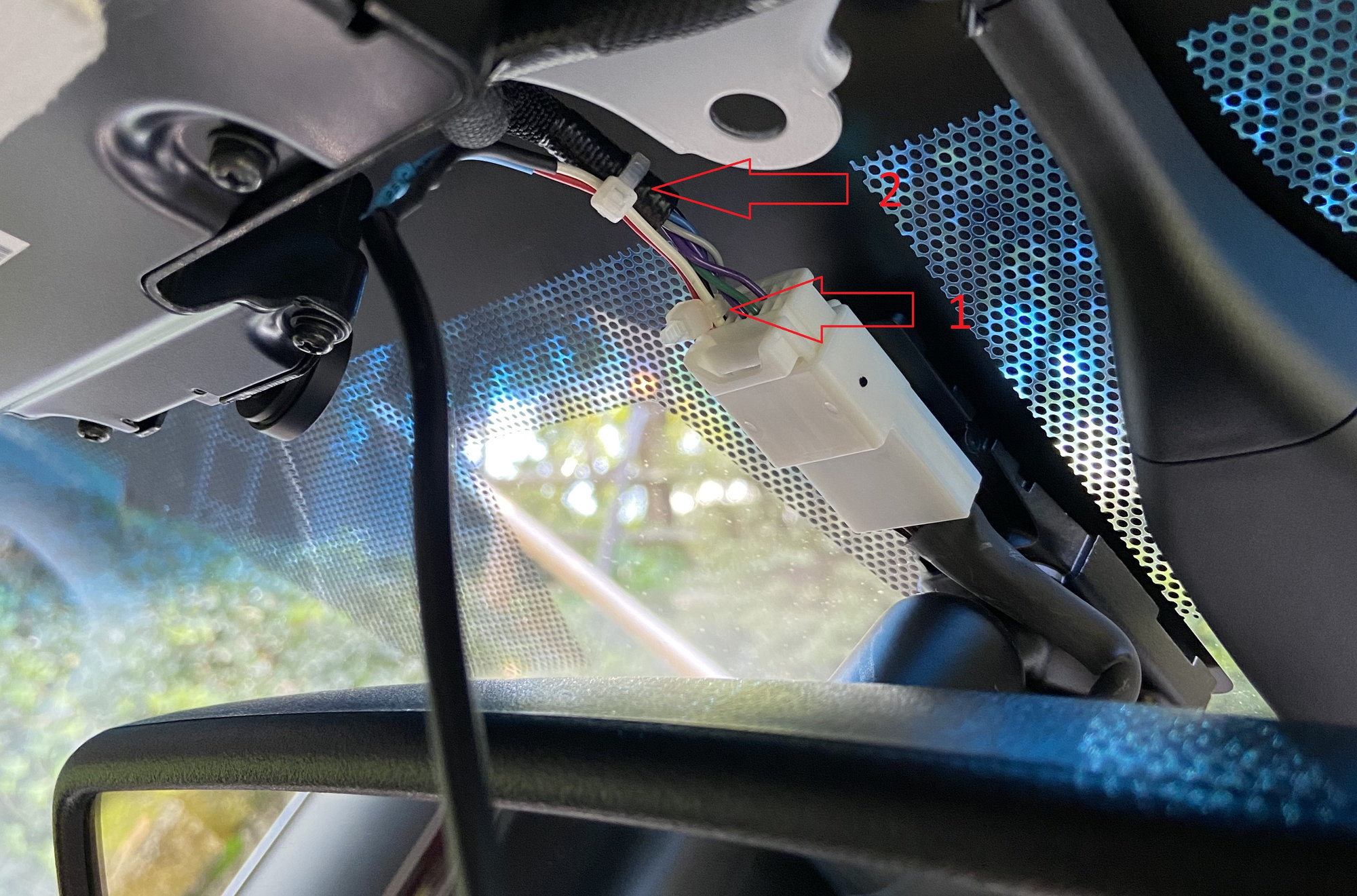 Dongar Technologies SimpleUSBPort Mirror to Dashcam Power Adapter (10-pin Type B, Lexus/Toyota)
