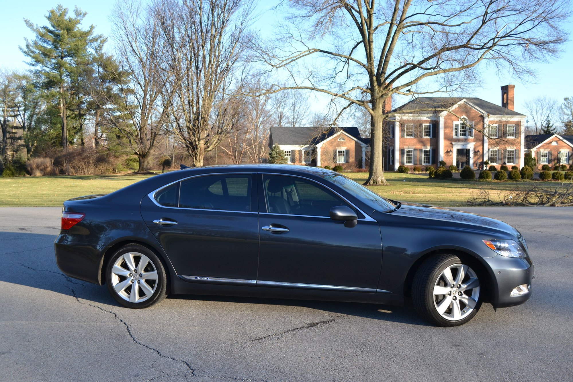 2008 Lexus LS600h - 2008 Lexus LS 600H L - Used - VIN JTHDU46F485006373 - 59,091 Miles - 8 cyl - AWD - Automatic - Sedan - Gray - Cincinnati, OH 45243, United States