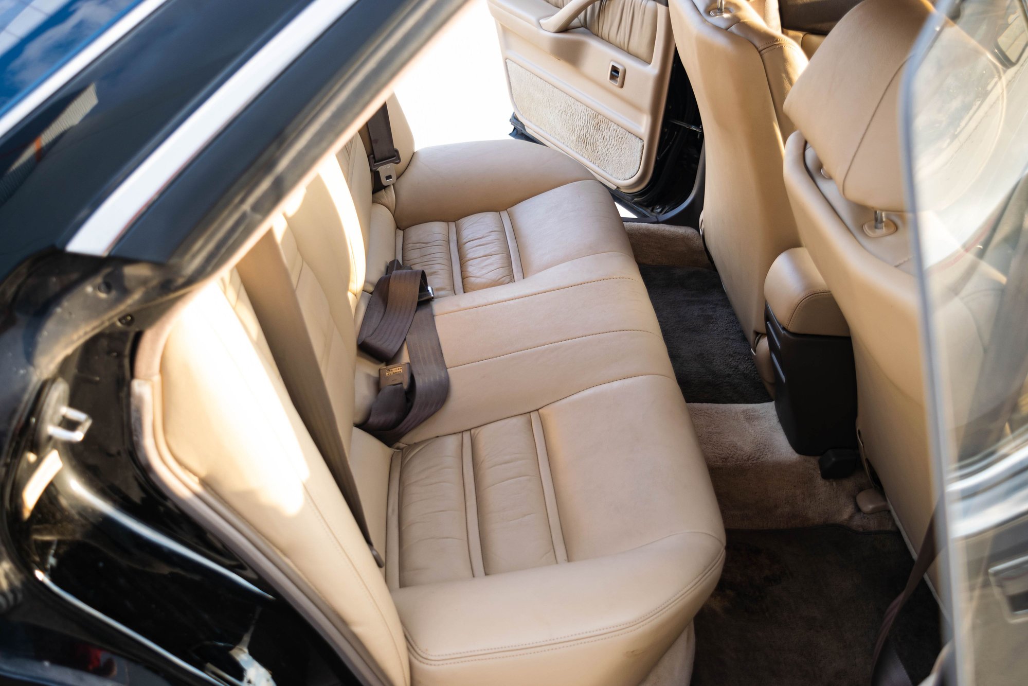 1991 Lexus ES250 - 1991 Lexus ES250 - 33k Miles - One Owner - Used - VIN JT8VV22T2M0148603 - 6 cyl - 2WD - Automatic - Sedan - Black - Houston, TX 77489, United States
