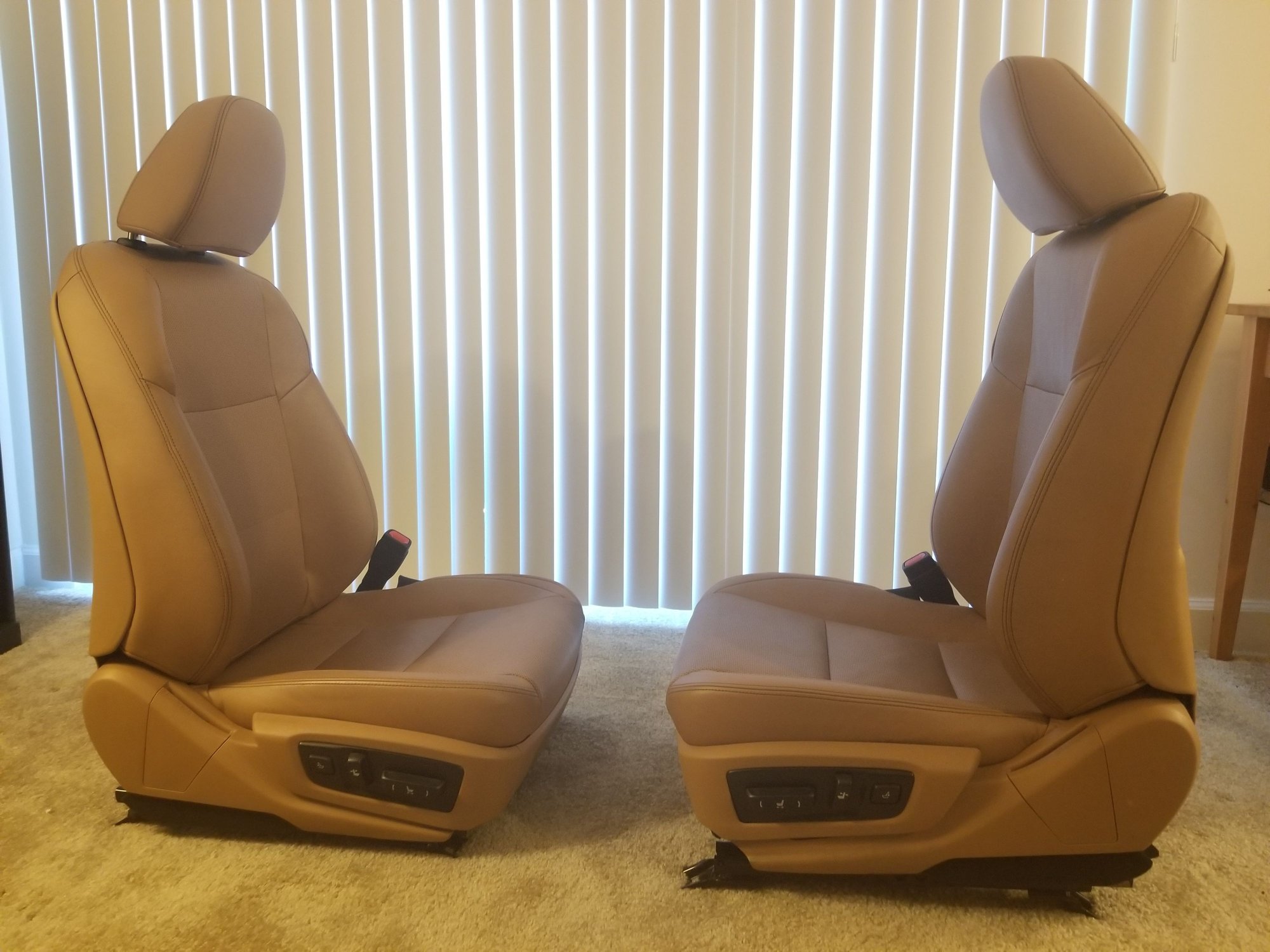 Interior/Upholstery - 2013-2019 Lexus GS Front Seat Flaxen Heat Ventilated 10 way power Excellent Condition - Used - 2013 to 2019 Lexus GS350 - 2013 to 2019 Lexus GS450h - Falls Church, VA 22043, United States