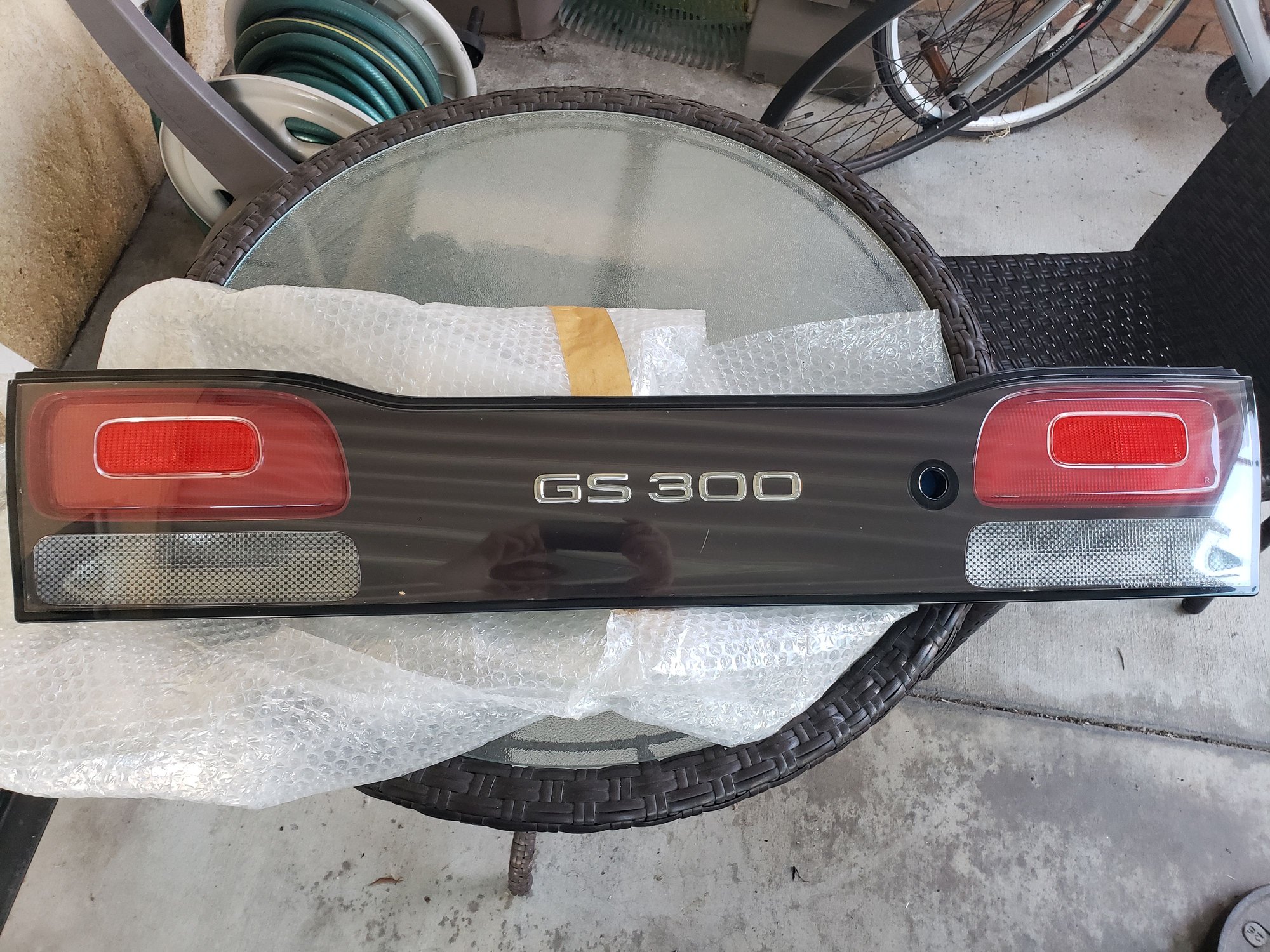 Lights - 93-97 GS300 Tail Lights - Used - 1991 to 1997 Lexus GS300 - West Covina, CA 91791, United States