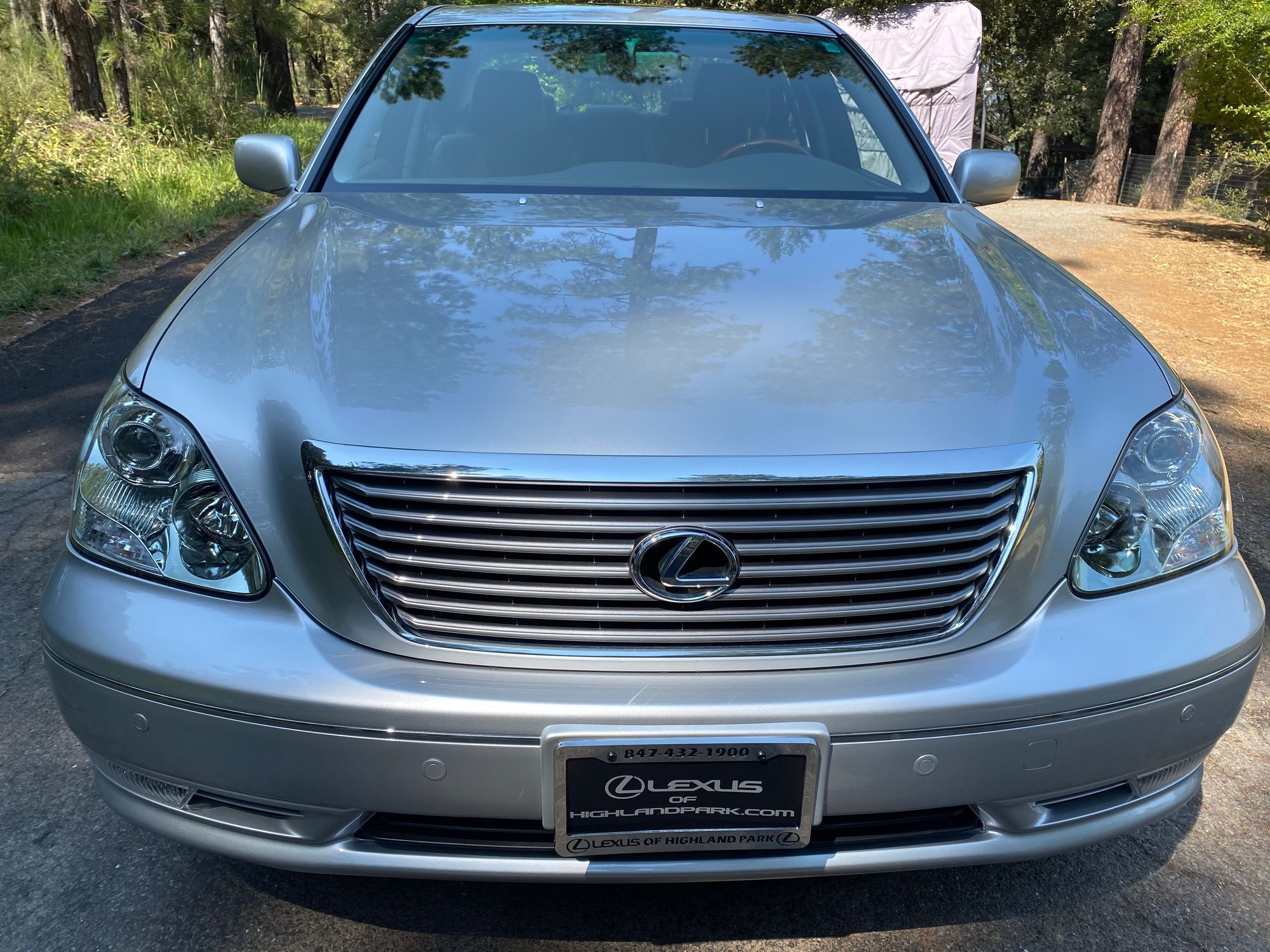 2005 Lexus LS430 - 2005 LS 430 modern tech package - Used - VIN JTHBN36F950180835 - 36,000 Miles - 8 cyl - Bristol, TN 37620, United States