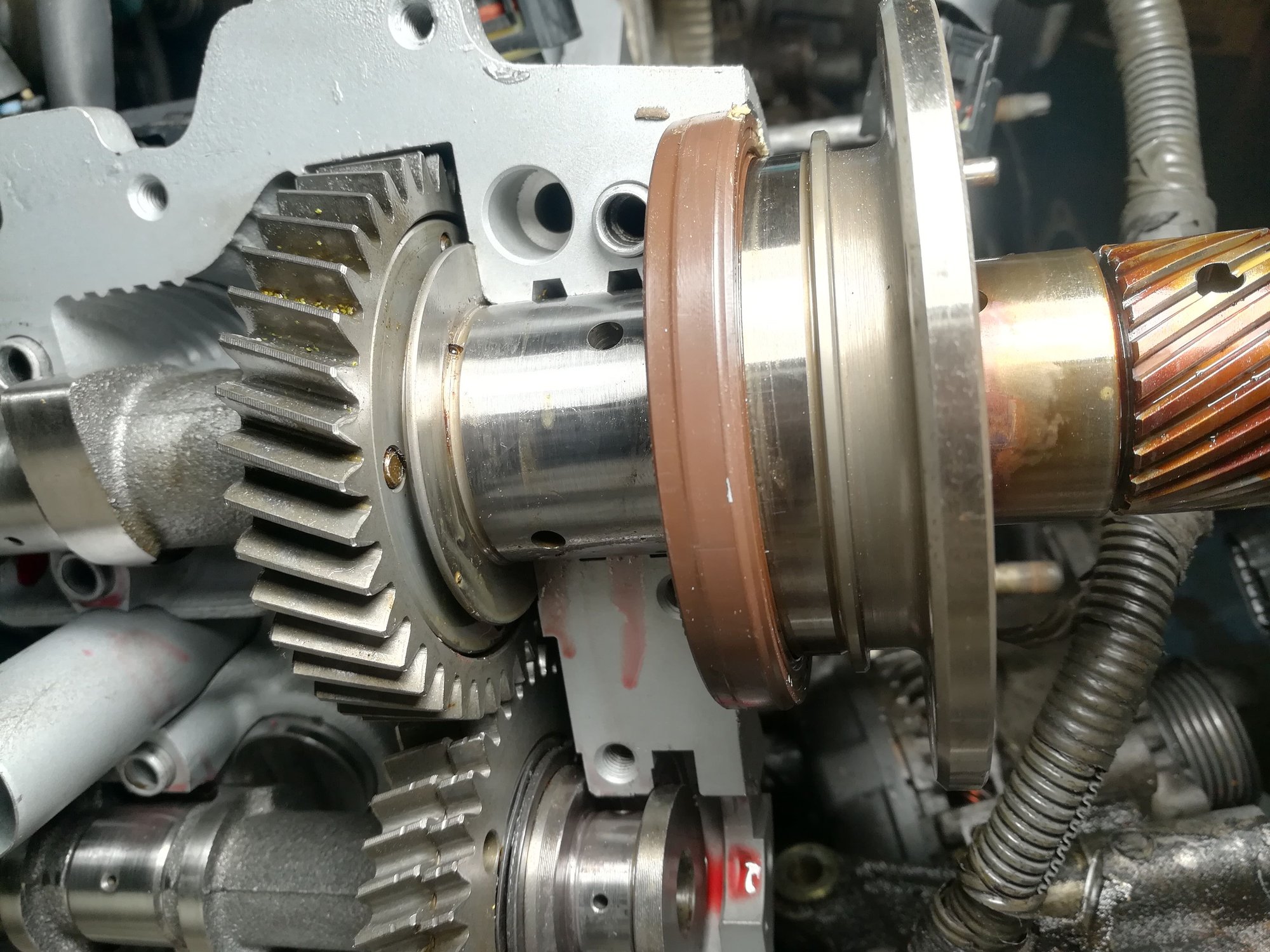 HELP! How to disassemble the VVTI camshaft to replace cam seals