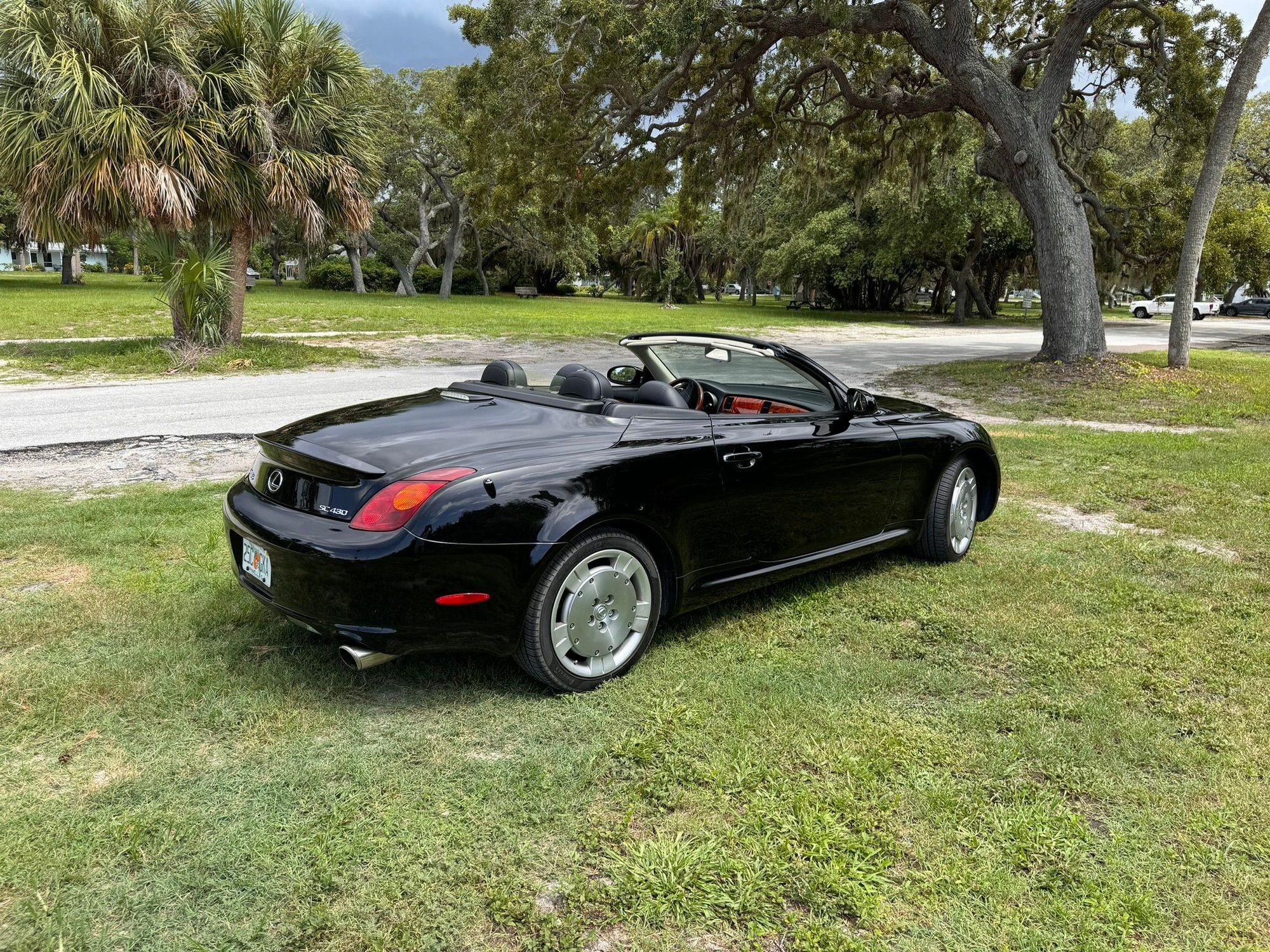 2005 Lexus SC430 - 2005 SC430 Florida car - Used - VIN JTHFN48Y850070235 - 102,000 Miles - 8 cyl - Automatic - Convertible - Black - Clearwater, FL 33763, United States