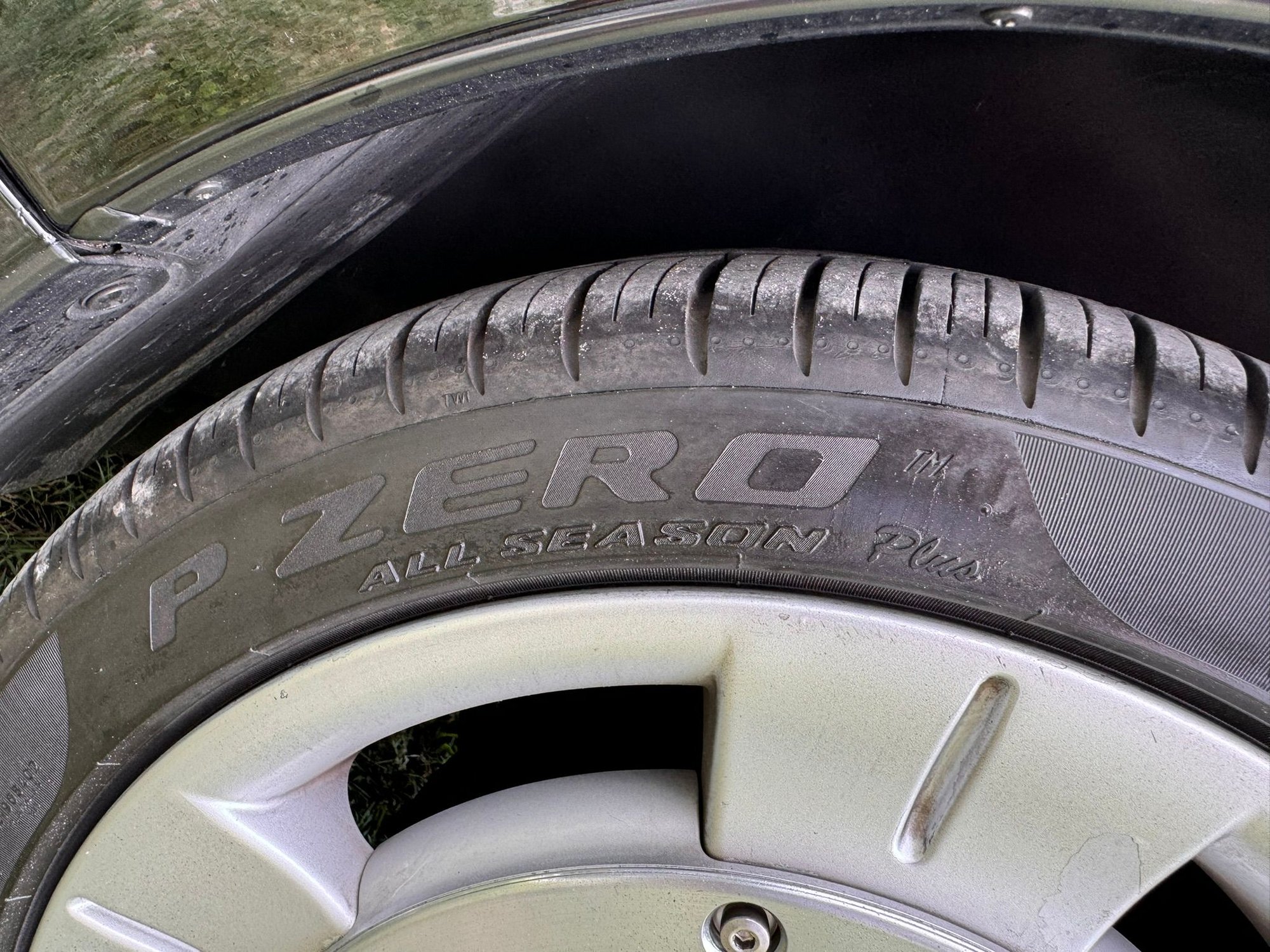 2005 Lexus SC430 - 2005 SC430 Florida car - Used - VIN JTHFN48Y850070235 - 102,000 Miles - 8 cyl - Automatic - Convertible - Black - Clearwater, FL 33763, United States