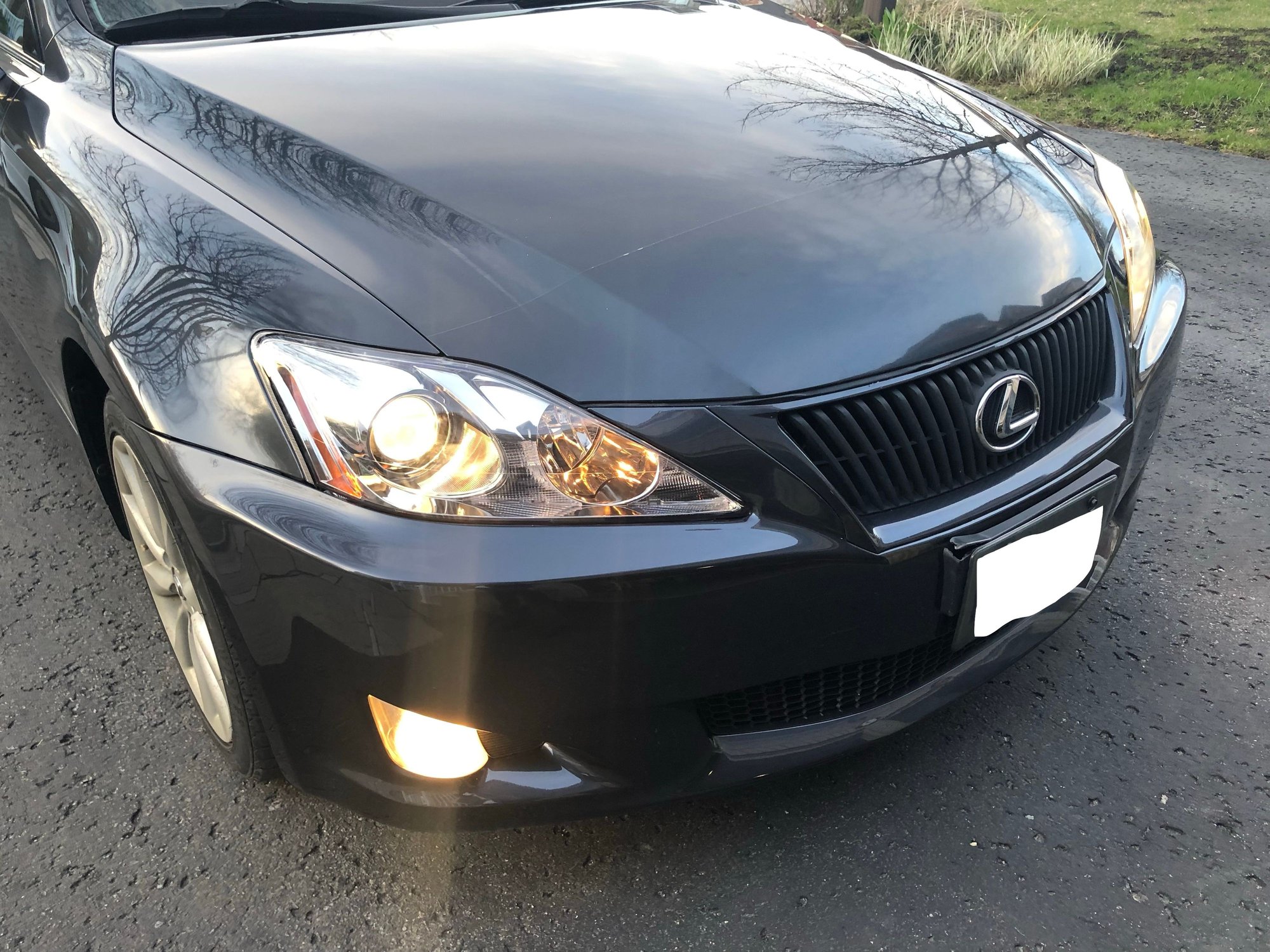 2009 Lexus IS250 - 2009 Lexus IS250 AWD - Used - VIN JTHCK262895032785 - 256,000 Miles - 6 cyl - AWD - Automatic - Sedan - Gray - Stouffville, ON L4A4V6, Canada