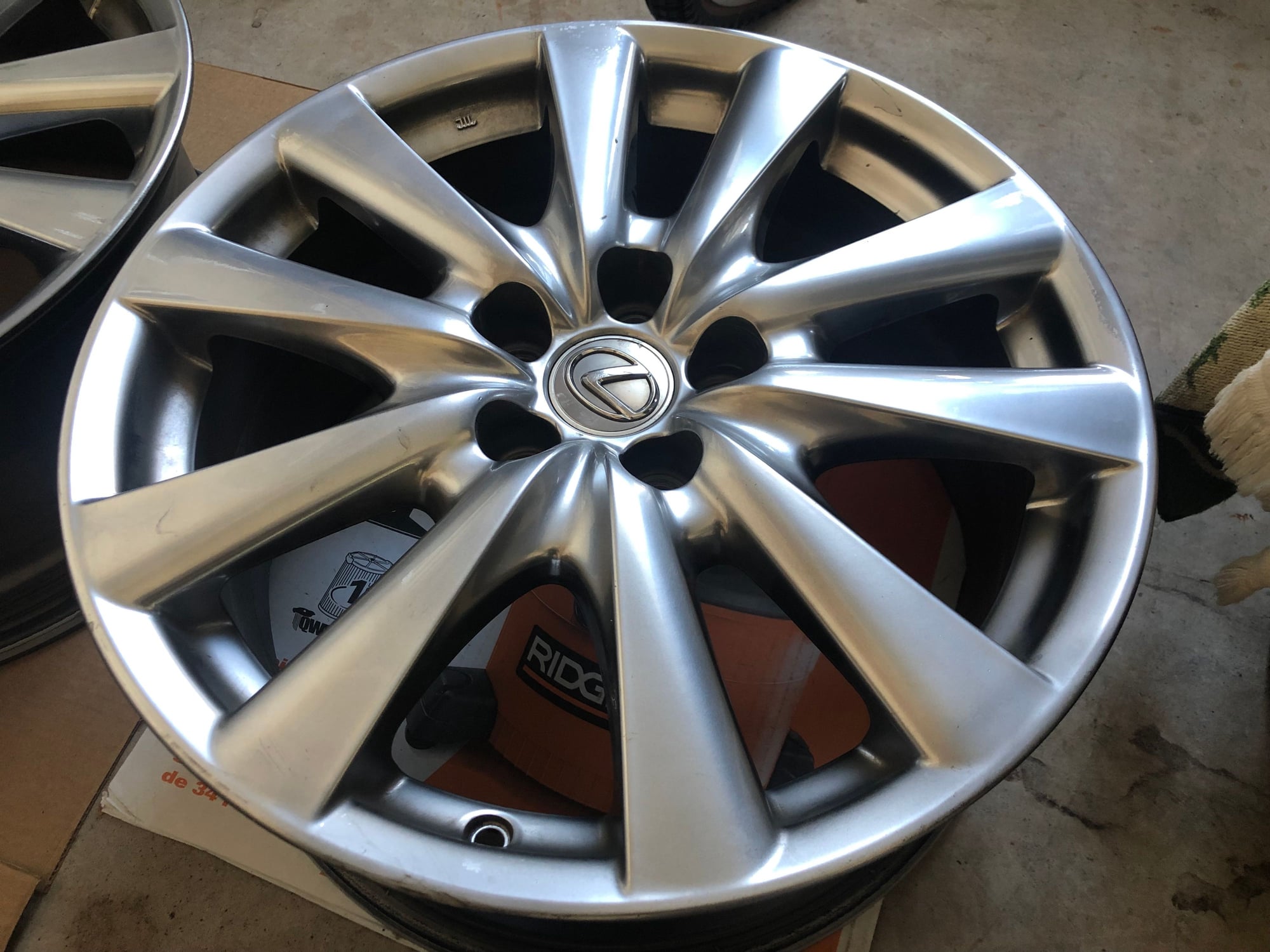 Wheels and Tires/Axles - 2013-2015 OEM Lexus GS350 450h 18" x 8" Wheels - Set of 4 - Used - 2013 to 2015 Lexus GS350 - 2013 to 2015 Lexus GS450h - Clifton, VA 20124, United States
