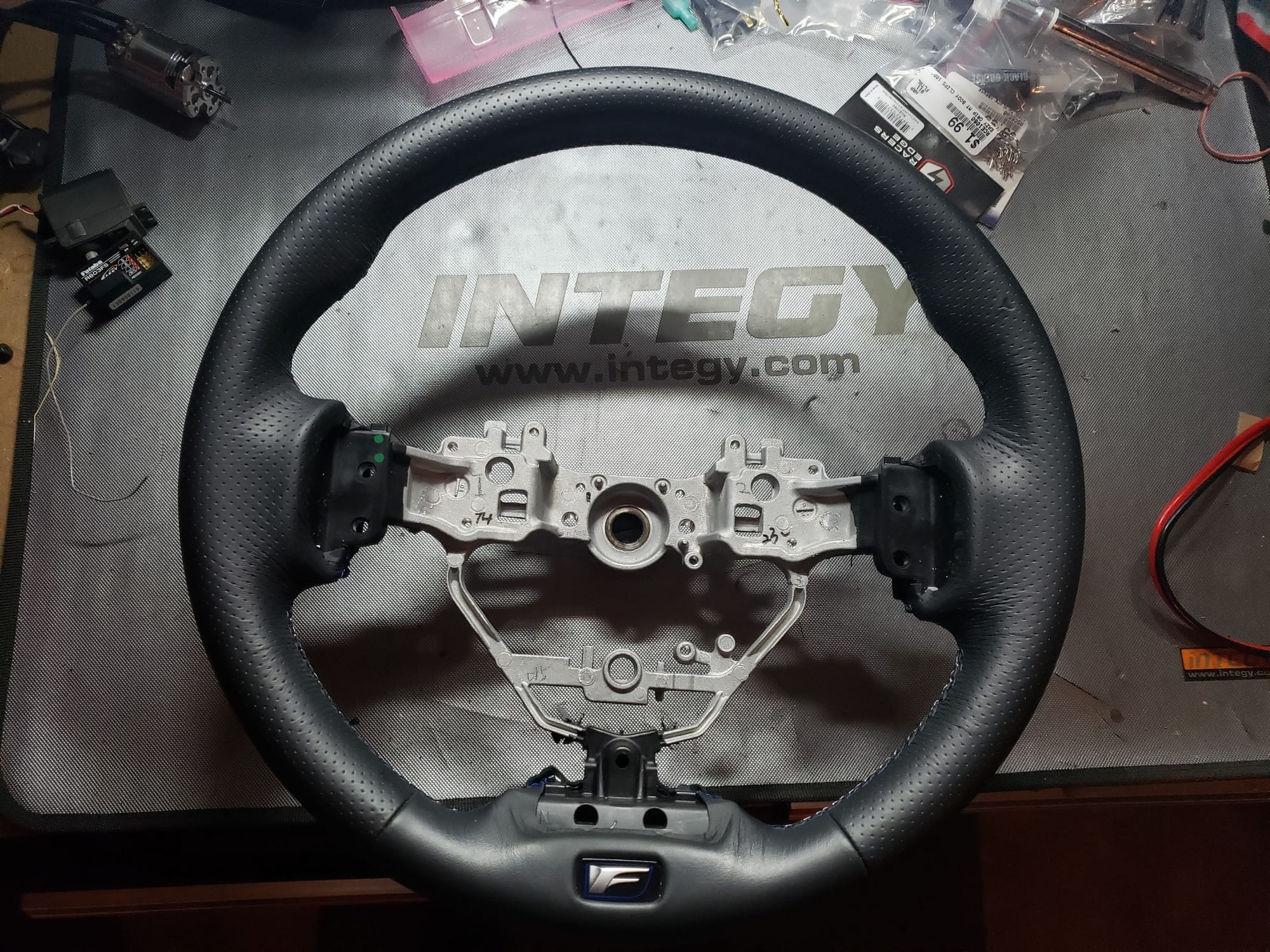Interior/Upholstery - FS: OEM Lexus RC-F Steering Wheel 2015 w/ F Emblem and Center Garnish w/ Carbon Fiber - Used - 2015 to 2019 Lexus RC F - Dothan, AL 36301, United States