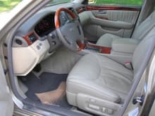 2002 Lexus LS430 Interior