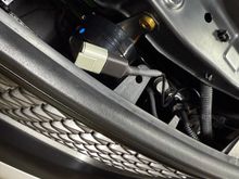 Cut wires and installed connector, for when bumper needs to come off. 