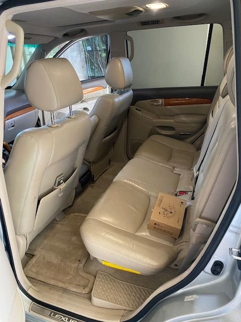 2003 Lexus GX470 - 2003 Lexus GX470 - Used - VIN JTJBT20X530013109 - 172,901 Miles - 8 cyl - 4WD - Automatic - SUV - Silver - Greenville, SC 29609, United States