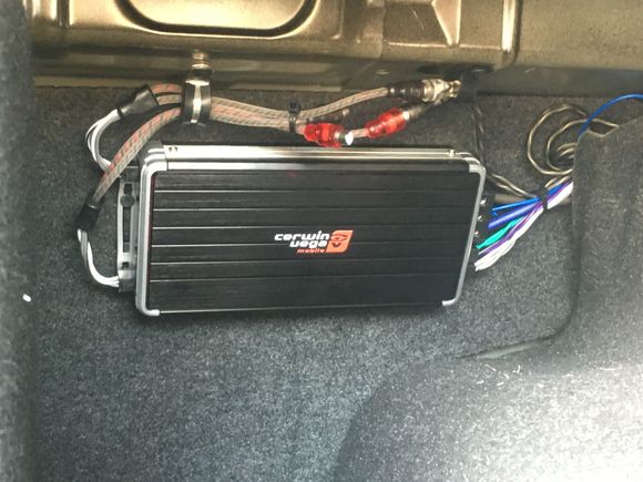 Crewin vega mobile speaker amp 1,000 watts
