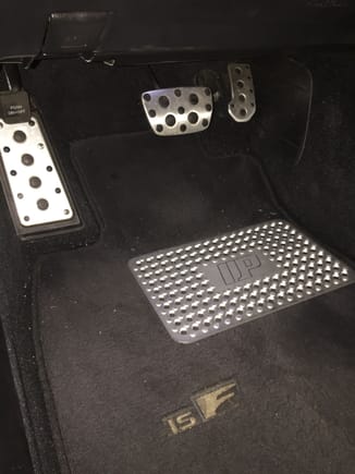 Silver Heel Mat (I think this compliments our OEM pedals a lot!)