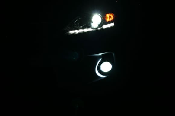 DRL strip is OEM with no mod.
As you can see the light projected by the LED bulbs (low beam and fog light) were pure white (not bluish/ricey) . The low beam is my "newer led bulb (about one year old)" where the fog is the "older led bulb (about three years old now)"  Had to do the change bc of a frontal impact accident about a year ago and the original led bulbs I had ordered some three years ago (the one in the fog) are no longer available.  So I bought newer led bulbs (sold in pairs).