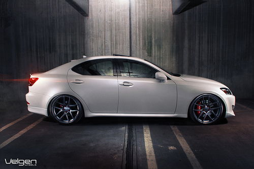 Lexus IS 250 Lowered on VMB5 Matte Gunmetal
20x9 and 20x10.5