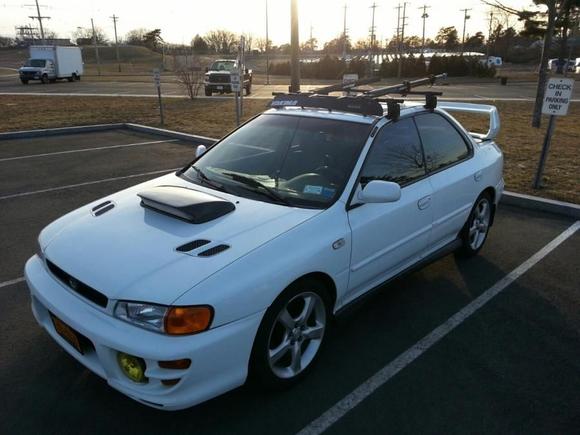 2013 Yakima Roof Rack.