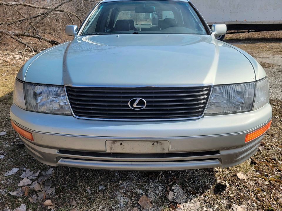 1997 Lexus LS400 - 1997 Lexus LS400 Super Clean Silver Jade Pearl 122k miles - Used - VIN JT8BH28F2V0071745 - 122,001 Miles - 8 cyl - 2WD - Automatic - Sedan - Other - Oak Creek, WI 53402, United States