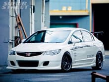 130 0810 11 z 2007 honda civic type r front view