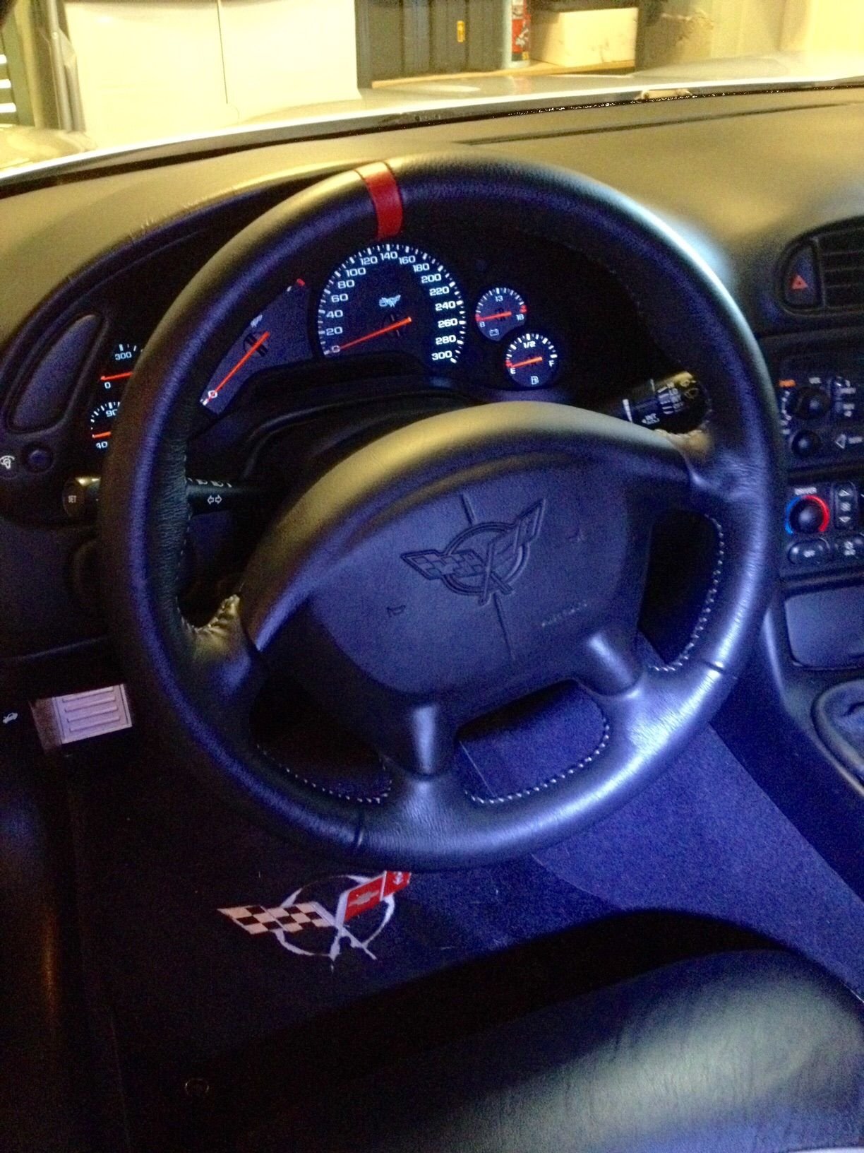 Steering wheel removal the easy (easier) way. CorvetteForum