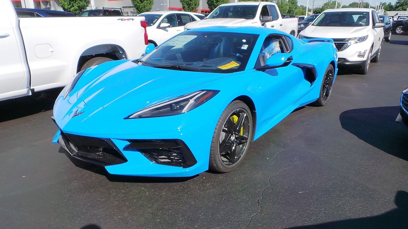 [PICS] First Rapid Blue 2020 Corvette arrives at MacMulkin Chevrolet