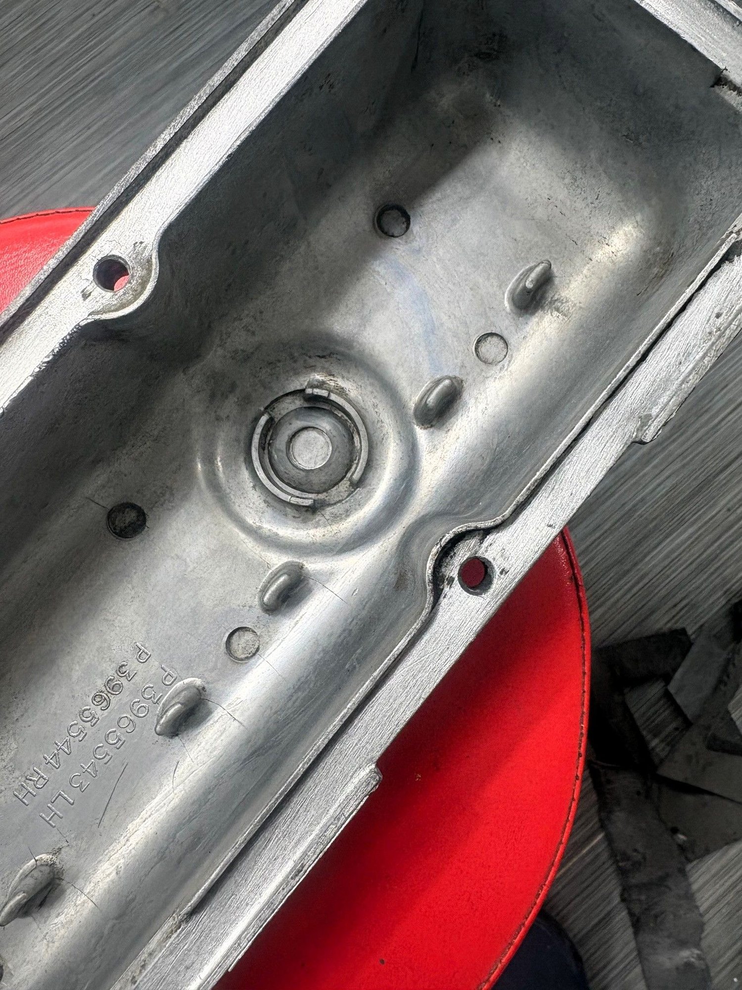 Center shaft that appears to hold the ring in place