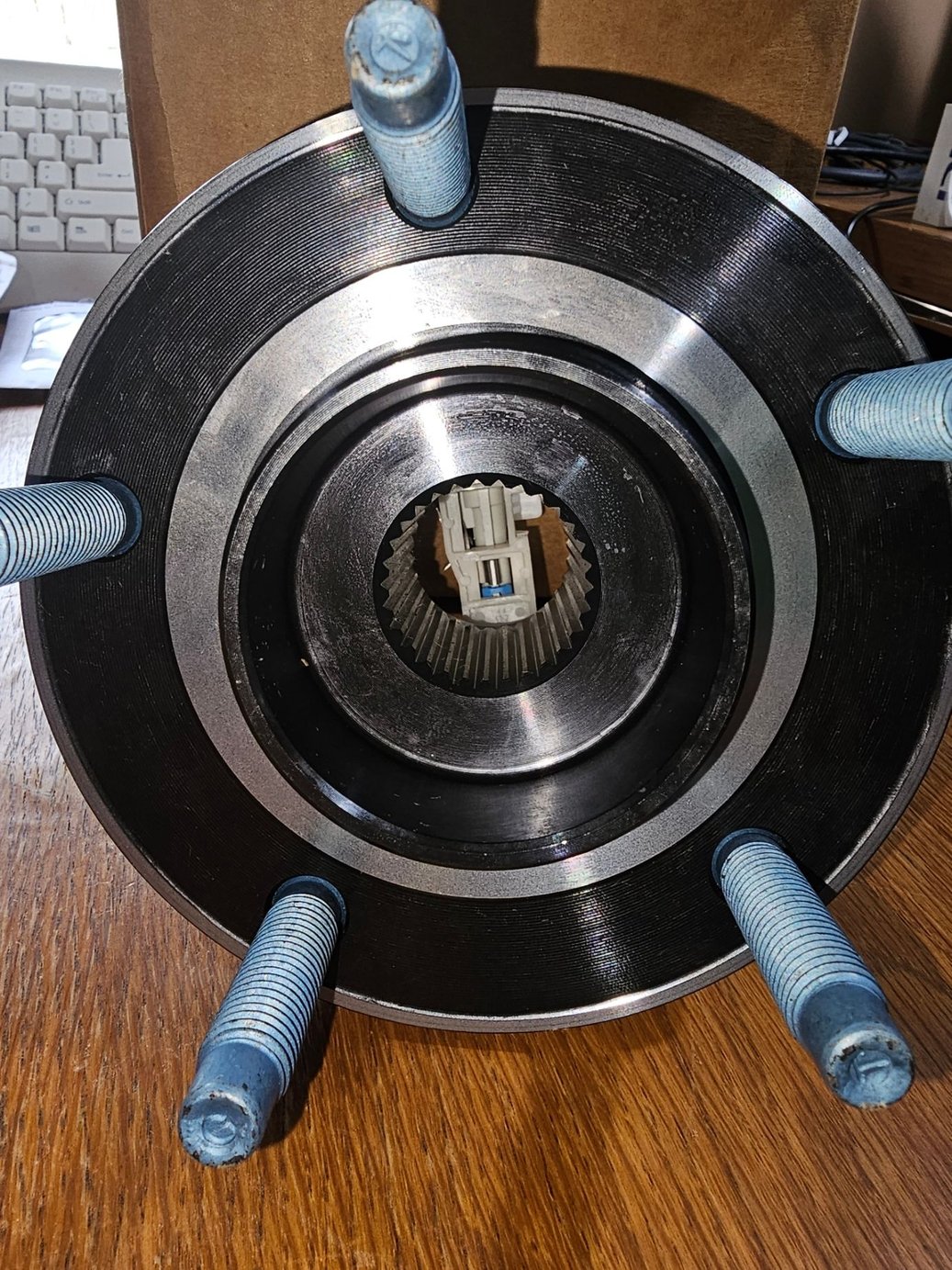 FS (For Sale) SKF Racing XTracker Wheel Hub (C5 Corvette