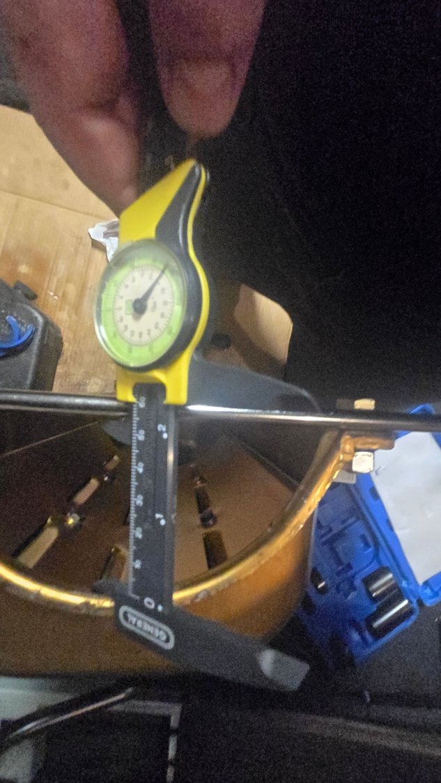 Front oil pan measurement