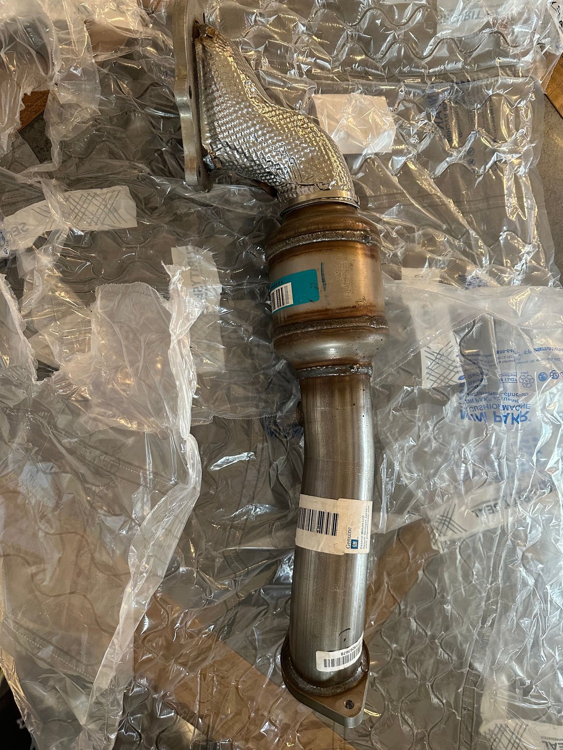 FS (For Sale) C6 ZO6 Catalytic Converter 12594054 Never used