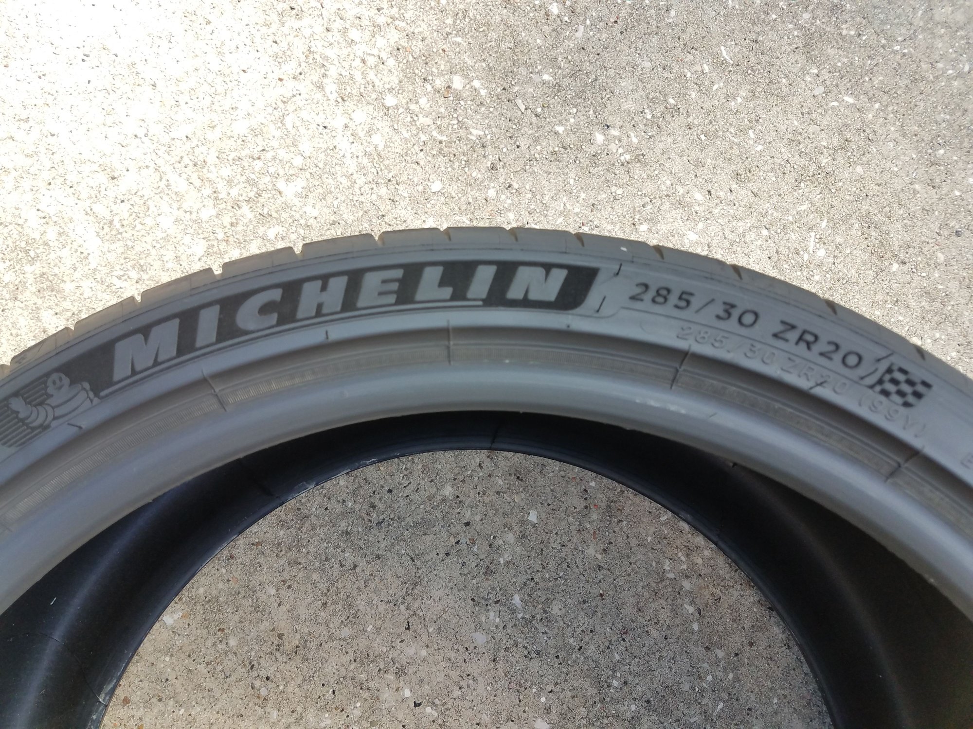 FS (For Sale) MICHELIN Pilot Sport 4S tires 285/30/20 & 295/30/20
