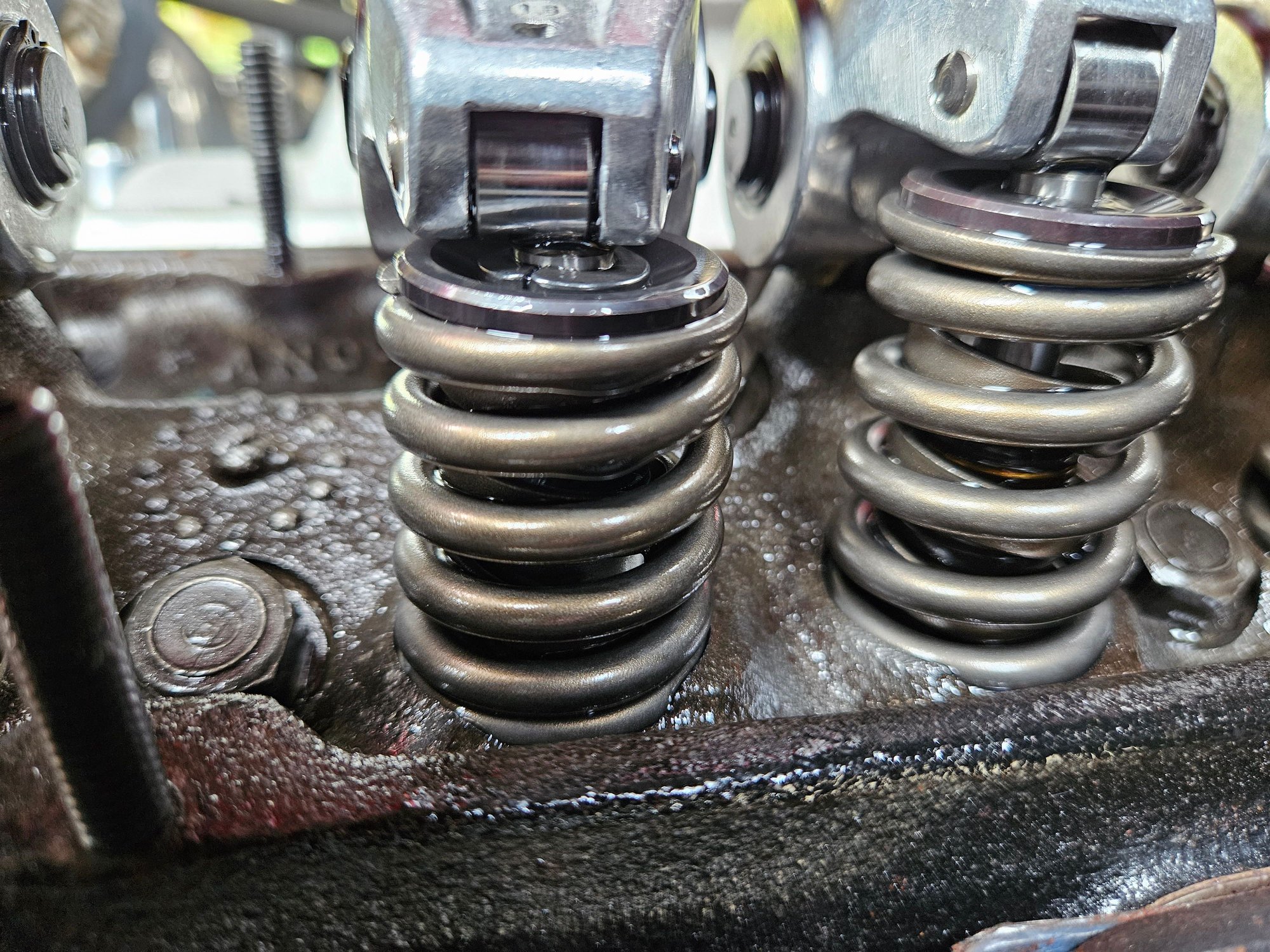 Roller rockers not centering. CorvetteForum Chevrolet Corvette Forum Discussion