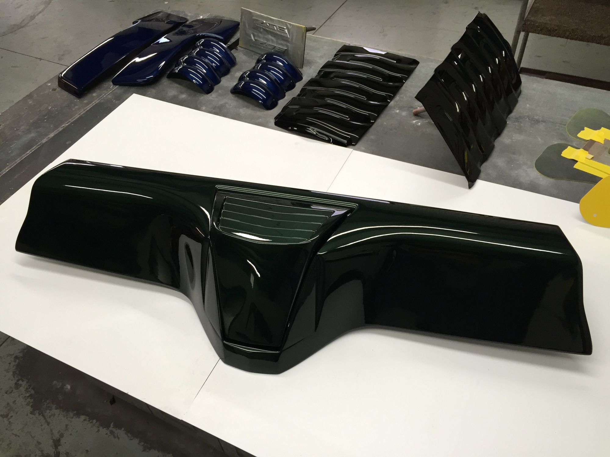 New From RPI Designs C7 Corvette Waterfall Extension Painted Body new-from-rpi-designs-c7-corvette-waterfall-extension-painted-body