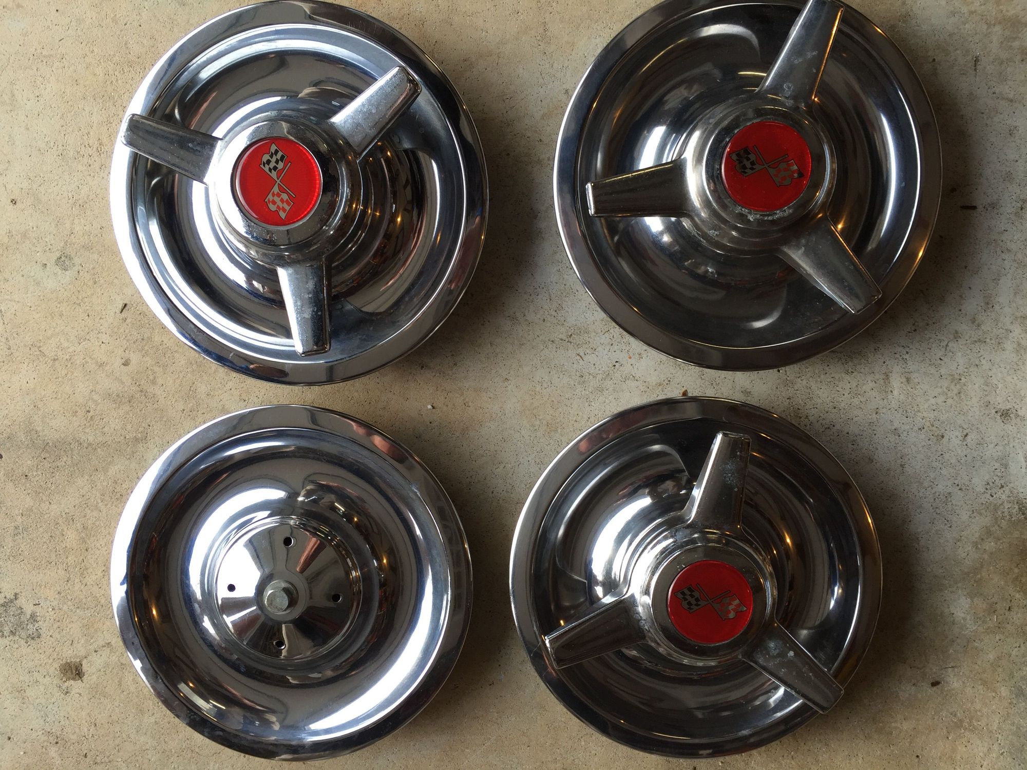 Set of 4 rally wheel spinner center caps $60 includes shipping ...