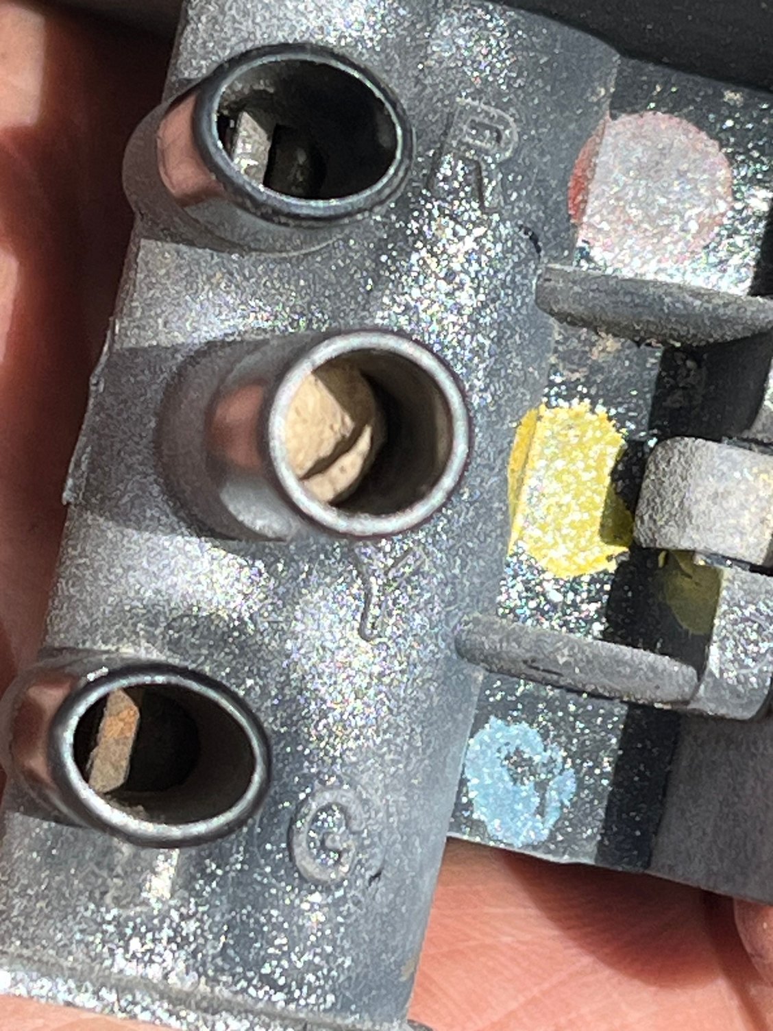 I probably never would have found the mud packed inside the relay by some industrious wasp if I hadn�t removed it from the car.
