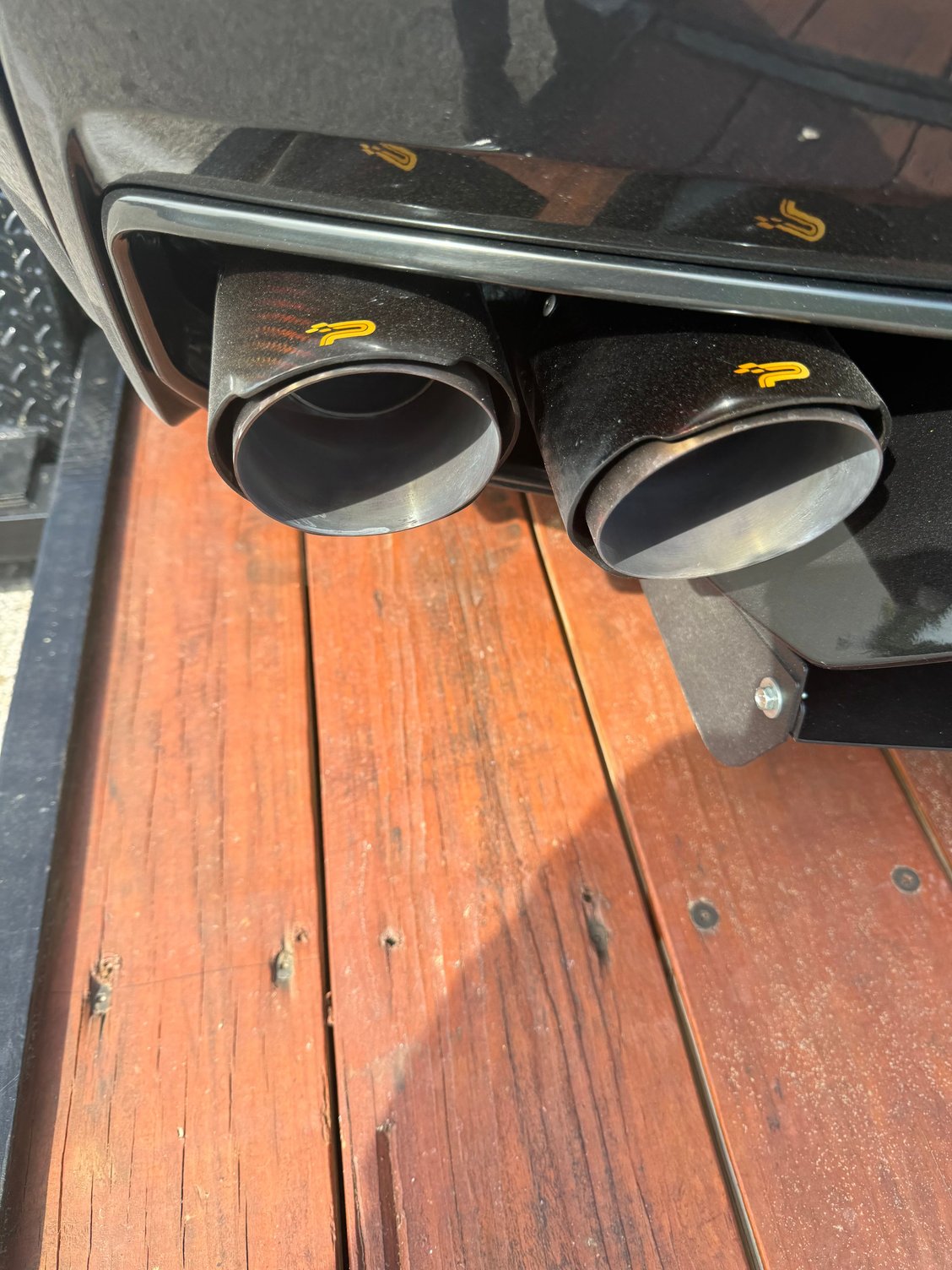 White residue inside exhaust tips CorvetteForum Chevrolet Corvette