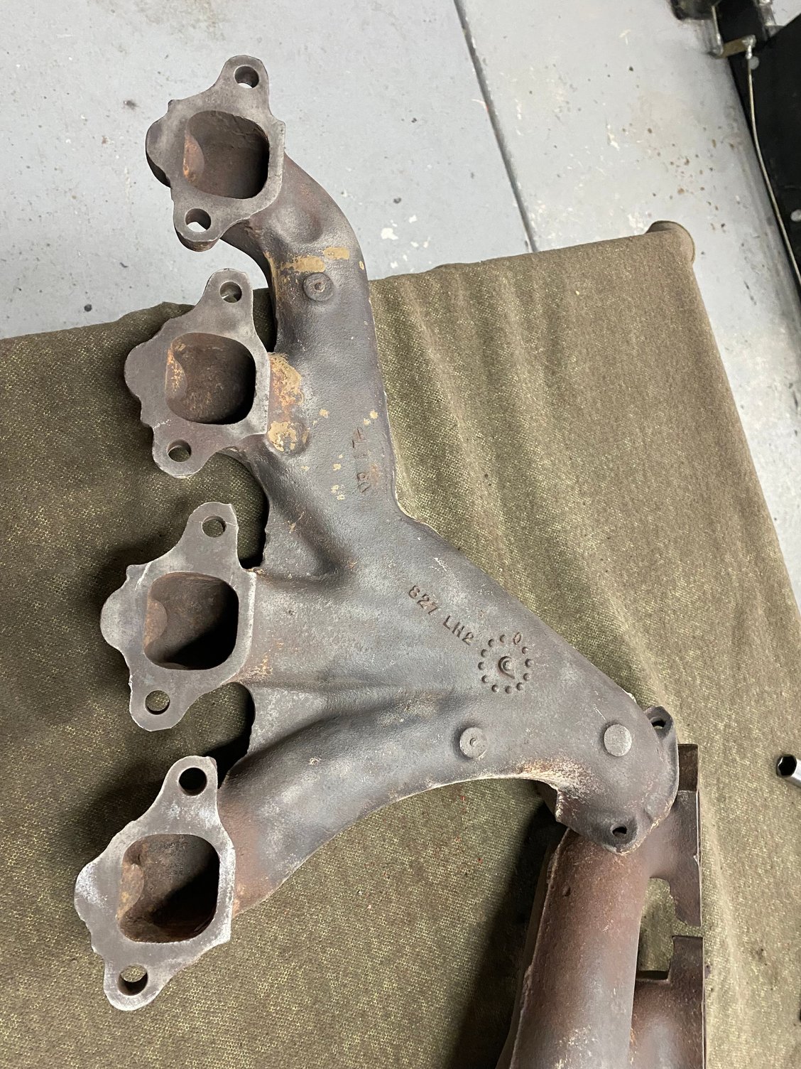 FS (For Sale) 1966 427/425 exhaust manifolds CorvetteForum