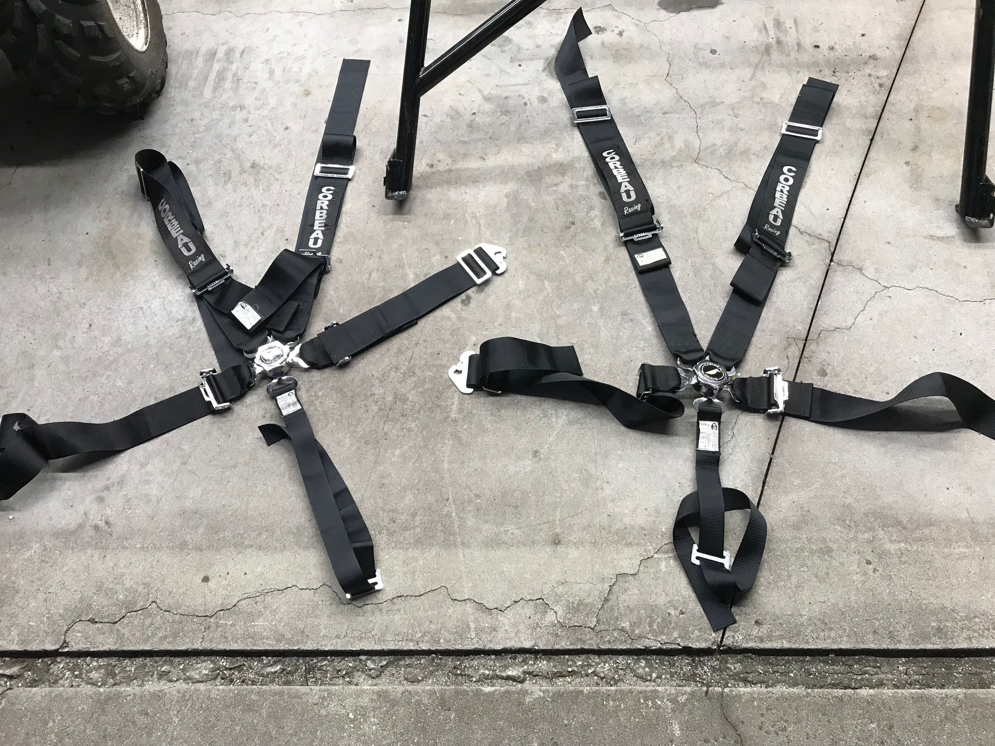 FS (For Sale) Race Roll Bar / Titanium Exhaust / Z06 Seats with Slders